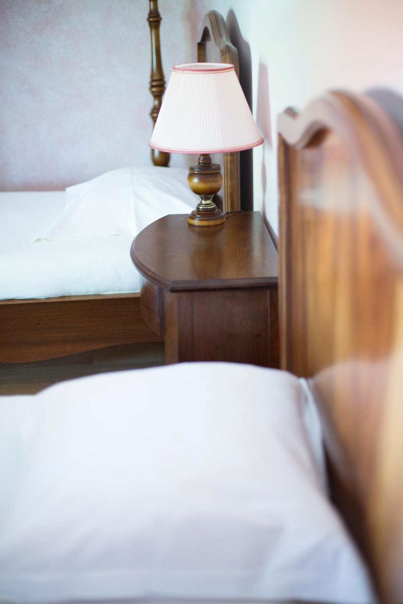 Le Bonheur Dans Le Pre Hotel Lucinges Ngoại thất bức ảnh