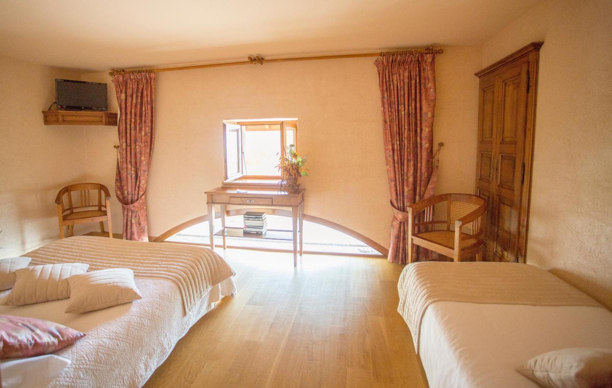 Le Bonheur Dans Le Pre Hotel Lucinges Ngoại thất bức ảnh