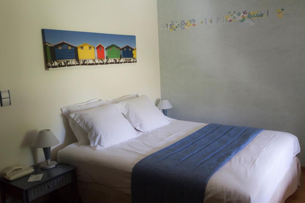 Le Bonheur Dans Le Pre Hotel Lucinges Phòng bức ảnh