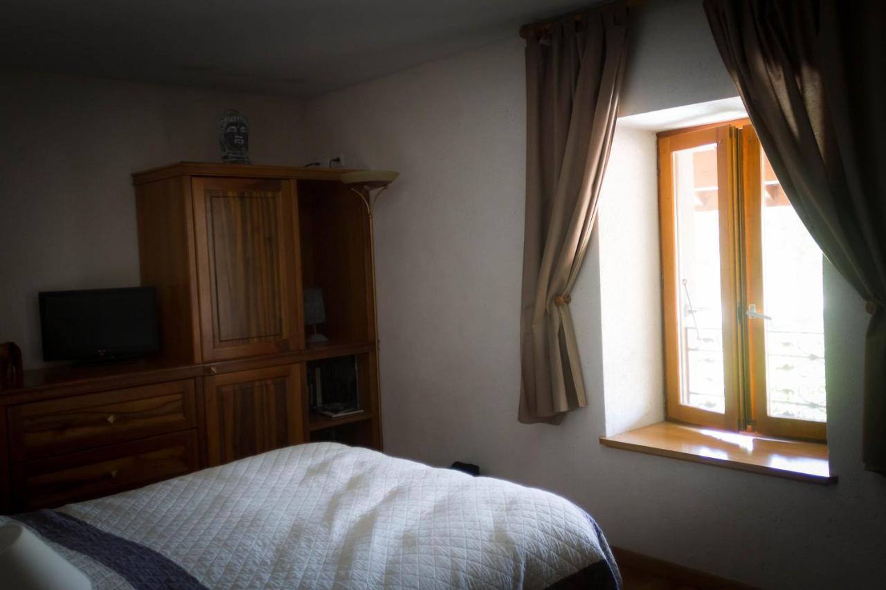 Le Bonheur Dans Le Pre Hotel Lucinges Ngoại thất bức ảnh